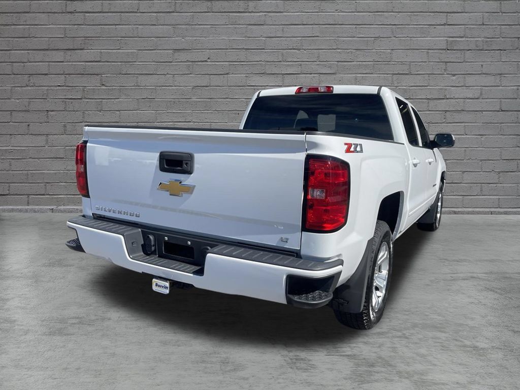 Used 2018 Chevrolet Silverado 1500 LT w/ All Star Edition AWD/4WD image 9