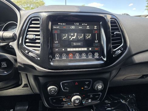 Used 2021 Jeep Compass Limited FWD image 6