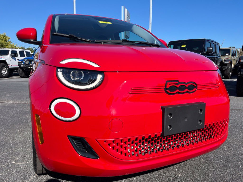 Used 2024 FIAT 500 e (RED) FWD image 54