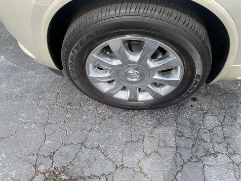 Used 2017 Buick Enclave Premium w/ Trailering Package image 4