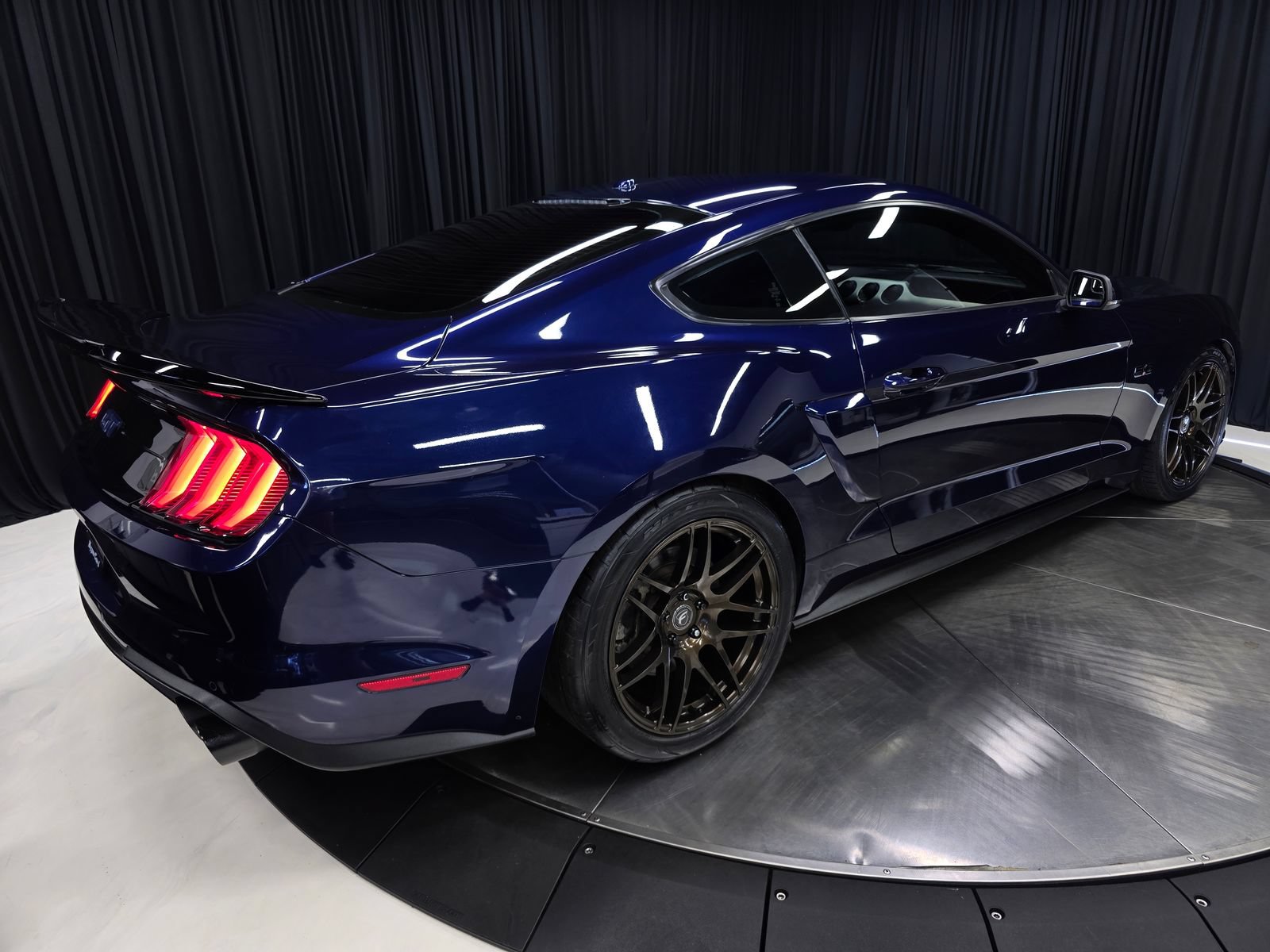 Used 2018 Ford Mustang GT Premium w/ Enhanced Security Package RWD image 43