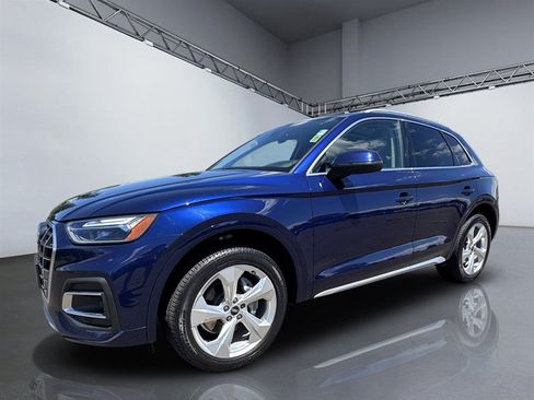 Used 2021 Audi Q5 2.0T Premium Plus w/ Premium Plus Package AWD/4WD image 11