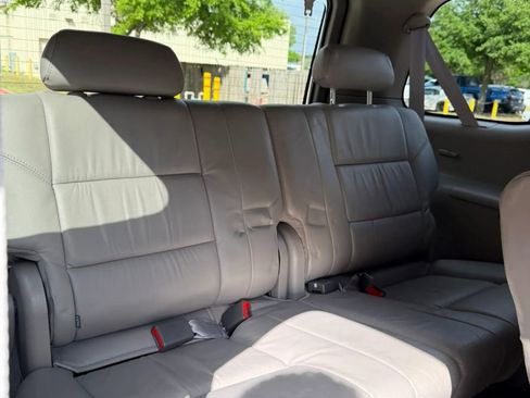 Used 2004 Toyota Sequoia Limited image 18