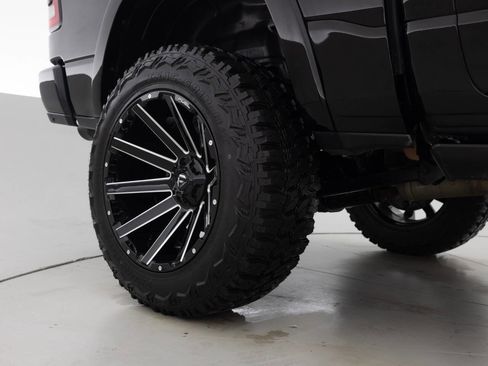 Used 2021 RAM 1500 Limited w/ Night Edition image 19