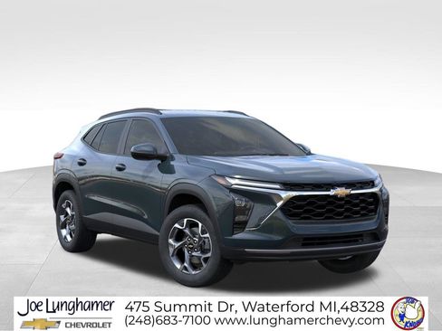 New 2026 Chevrolet Trax LT w/ Driver Confidence Package FWD image 7