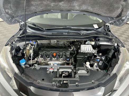 Used 2018 Honda HR-V EX image 32