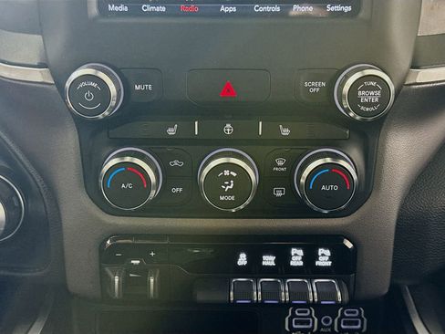 Used 2021 RAM 1500 Big Horn AWD/4WD image 15