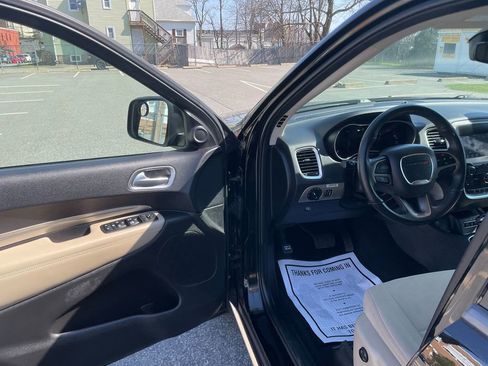 Used 2019 Dodge Durango SXT AWD/4WD image 10
