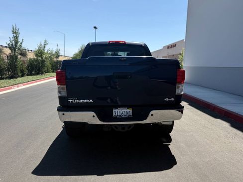 Used 2013 Toyota Tundra Limited w/ TRD Off-Road Pkg AWD/4WD image 3
