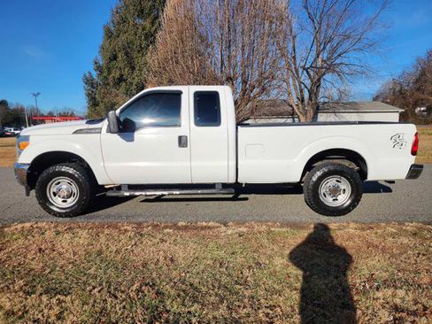 Used 2016 Ford F250 XL w/ XL Value Package image 1