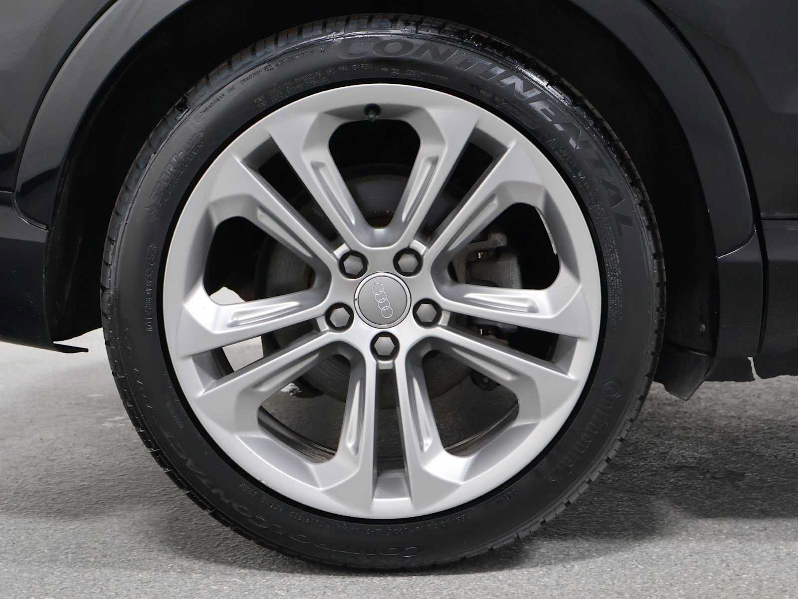 Used 2018 Audi Q3 2.0T Premium AWD/4WD image 34