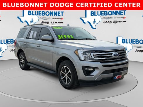 Used 2021 Ford Expedition XLT RWD image 3