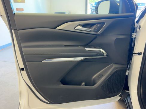 New 2026 Chevrolet Traverse LT w/ Sun and Wheel Package image 19