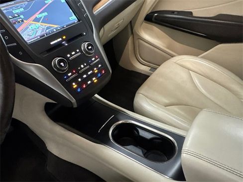 Used 2015 Lincoln MKC Base w/ Equipment Group 102A Reserve image 19