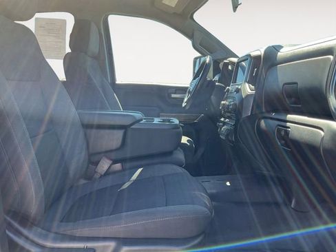 Used 2023 Chevrolet Silverado 2500 LT w/ Convenience Package image 11