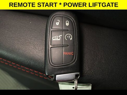 Used 2022 Jeep Cherokee Latitude Lux w/ Sun & Sound Group image 6