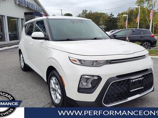 Used 2022 Kia Soul LX w/ Technology Package video 1