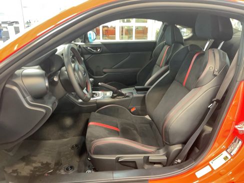 Used 2024 Subaru BRZ Limited image 13