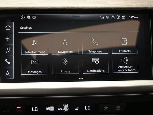 Used 2023 Audi Q4 e-tron Premium Plus AWD/4WD image 28