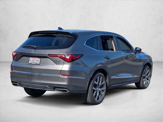 Used 2024 Acura MDX w/ Technology Package FWD image 5