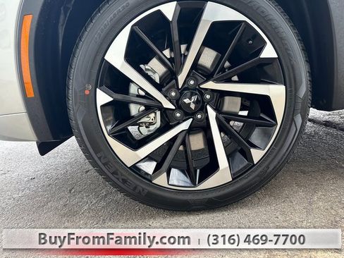 Used 2023 Mitsubishi Outlander SEL image 51