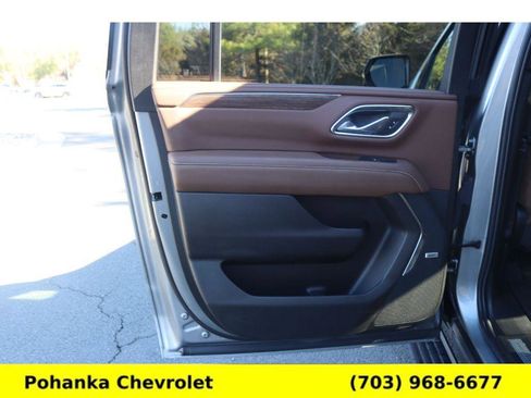 Certified 2024 Chevrolet Suburban High Country image 23