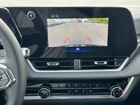 New 2026 Chevrolet Equinox LT image 12