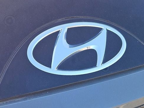 Used 2024 Hyundai Tucson Limited image 36