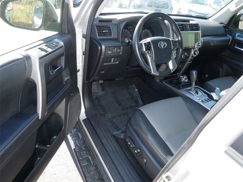 Certified 2024 Toyota 4Runner SR5 Premium image 11