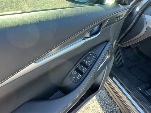 Used 2024 INFINITI QX60 Luxe w/ Performance Audio Package image 12