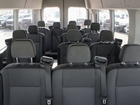 Used 2023 Ford Transit 350 XLT image 38