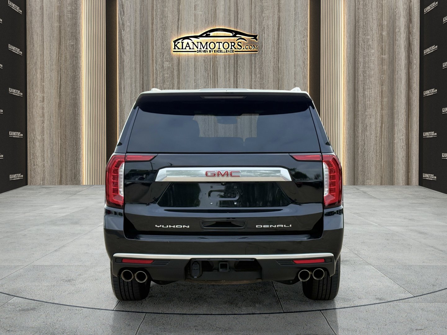Used 2023 GMC Yukon Denali RWD image 6