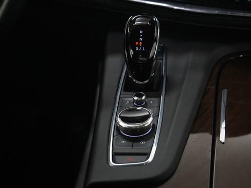 Used 2024 Cadillac Escalade Sport Platinum w/ LPO, ONYX Package AWD/4WD image 19