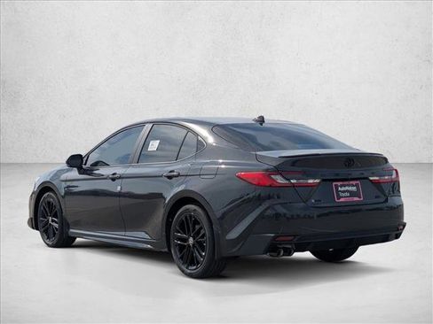 Used 2026 Toyota Camry SE w/ Convenience Package FWD image 9