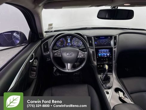 Used 2015 INFINITI Q50 Premium w/ Navigation Package image 23