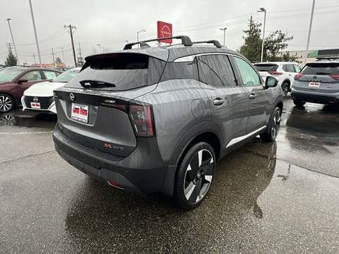 New 2025 Nissan Kicks SR w/ Illumination Package image 4