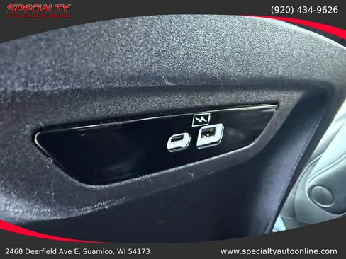 Used 2022 Chrysler Pacifica Touring-L image 27