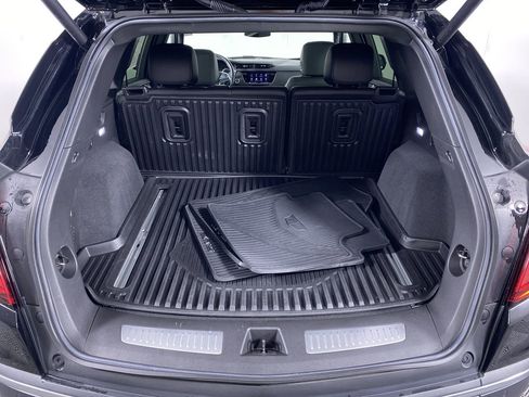 Certified 2022 Cadillac XT5 Premium Luxury AWD/4WD image 26