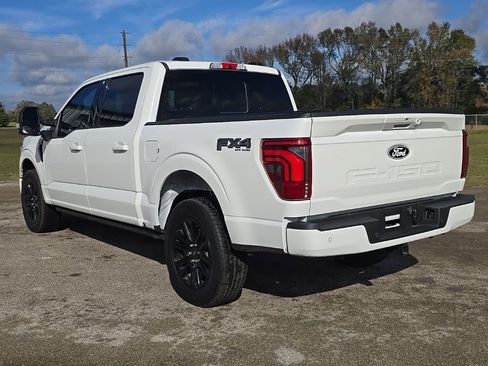 Used 2024 Ford F150 Platinum w/ FX4 Off-Road Package image 3
