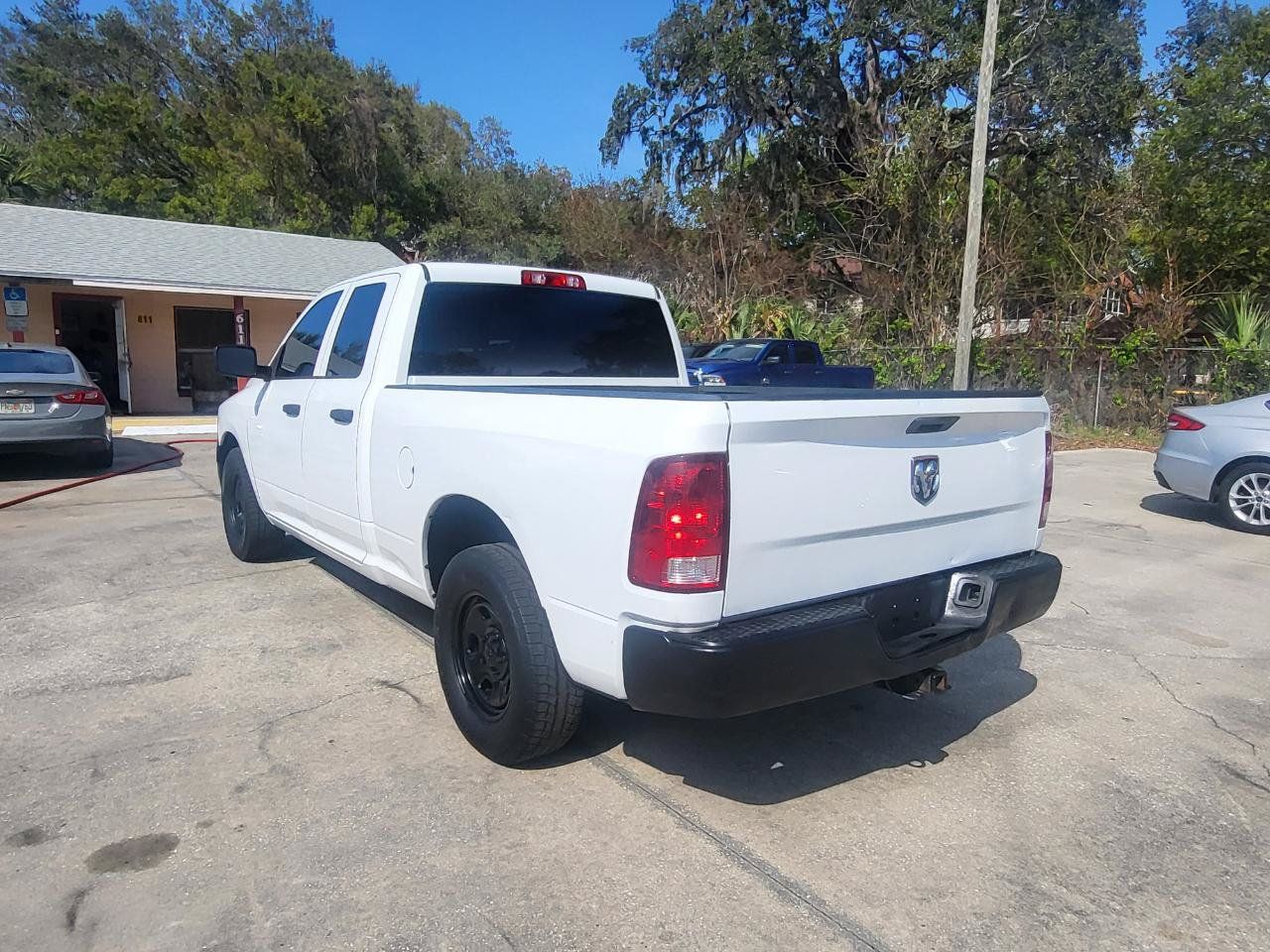 Used 2017 RAM 1500 Tradesman RWD image 24