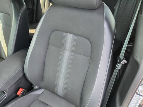 Used 2023 Honda Civic Sport image 15