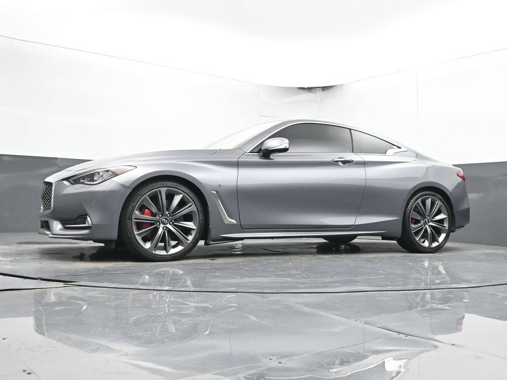 Used 2018 INFINITI Q60 Red Sport 400 AWD/4WD image 28