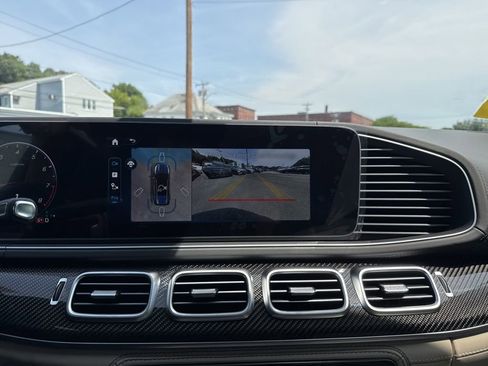 New 2025 Mercedes-Benz GLS 63 AMG 4MATIC image 38