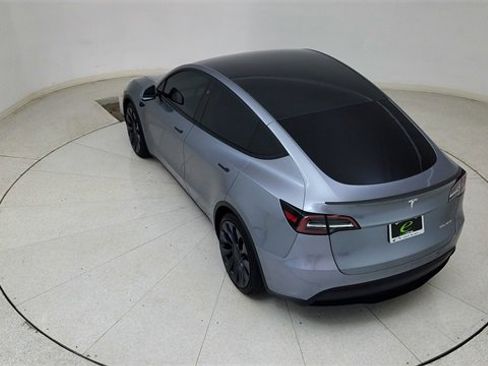 Used 2025 Tesla Model Y Performance image 79