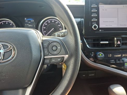 Used 2024 Toyota Camry LE FWD image 21