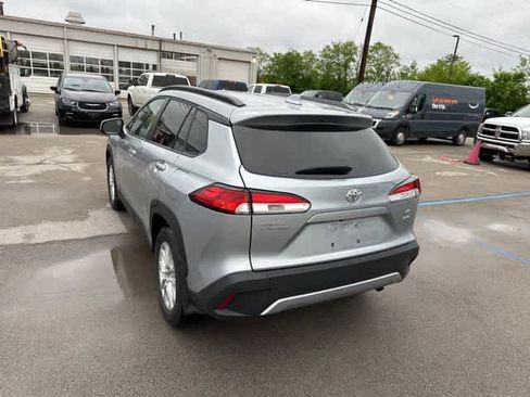 Used 2022 Toyota Corolla Cross LE AWD/4WD image 16