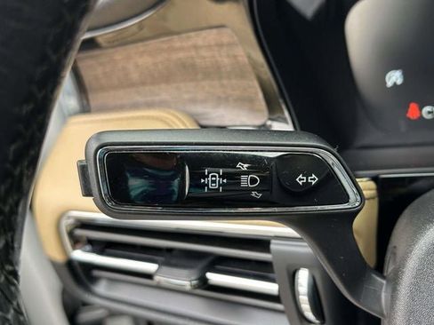 Used 2021 Lincoln Corsair Reserve w/ Equipment Group 201A image 37