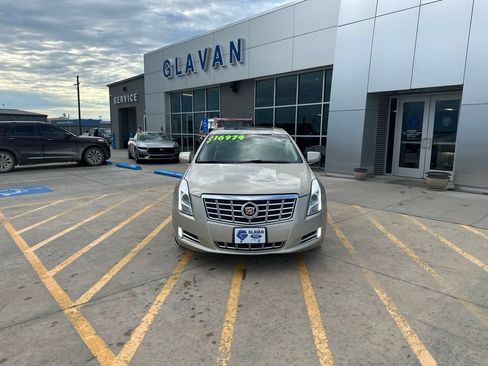 Used 2014 Cadillac XTS Luxury w/ Driver Awareness Package FWD image 2
