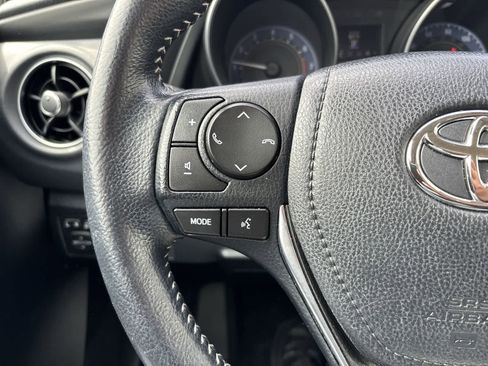 Used 2018 Toyota Corolla iM FWD image 10