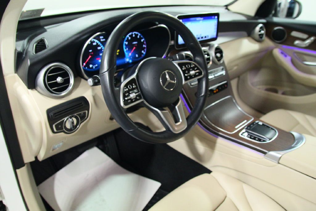 Certified 2022 Mercedes-Benz GLC 300 4MATIC image 6